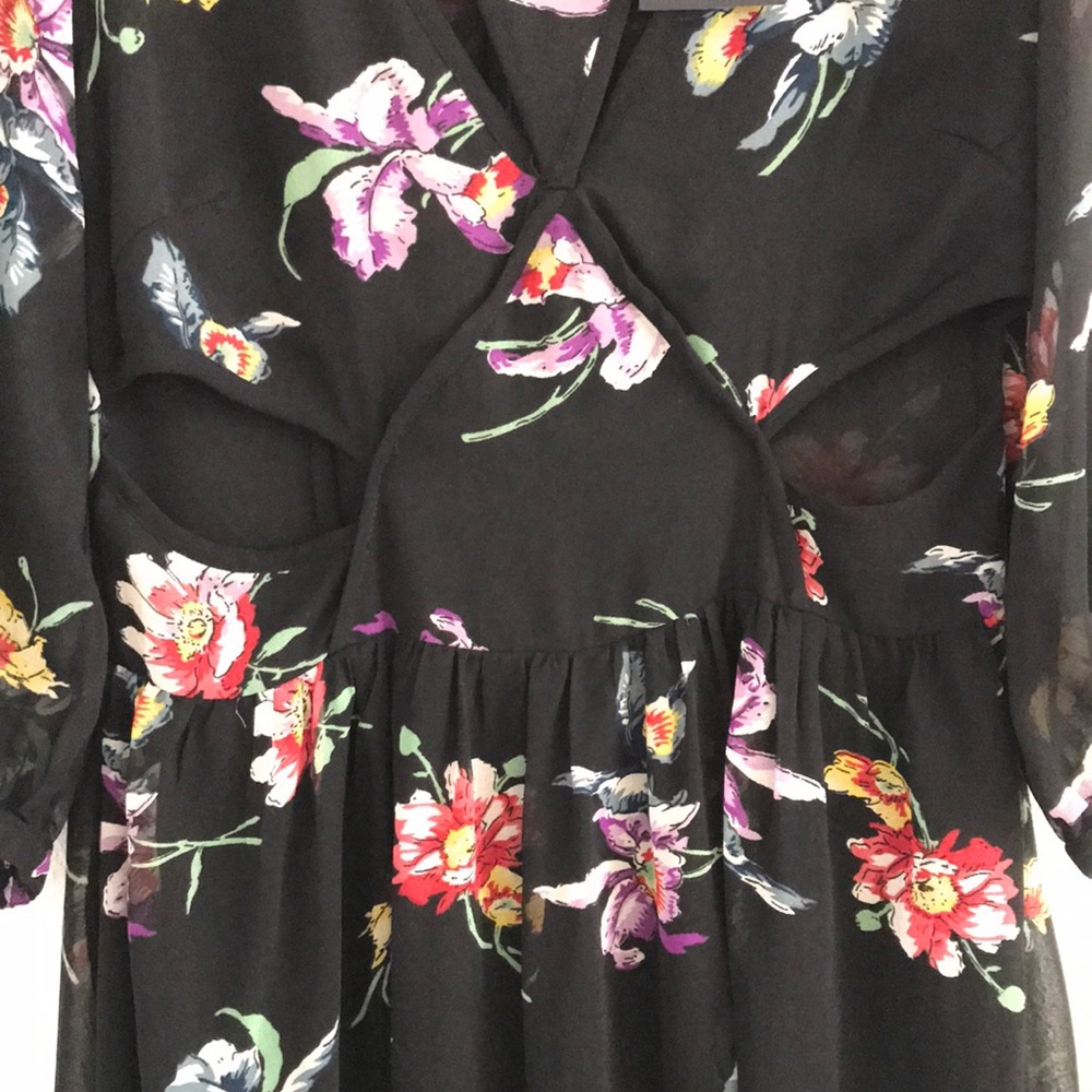 ASOS FLORAL DRESS - Picture 5 of 8